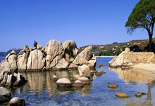 黑白体育官网：切尔西vs热刺数据：射门11比8、射正5比2、犯规7比16、黄牌5比5.